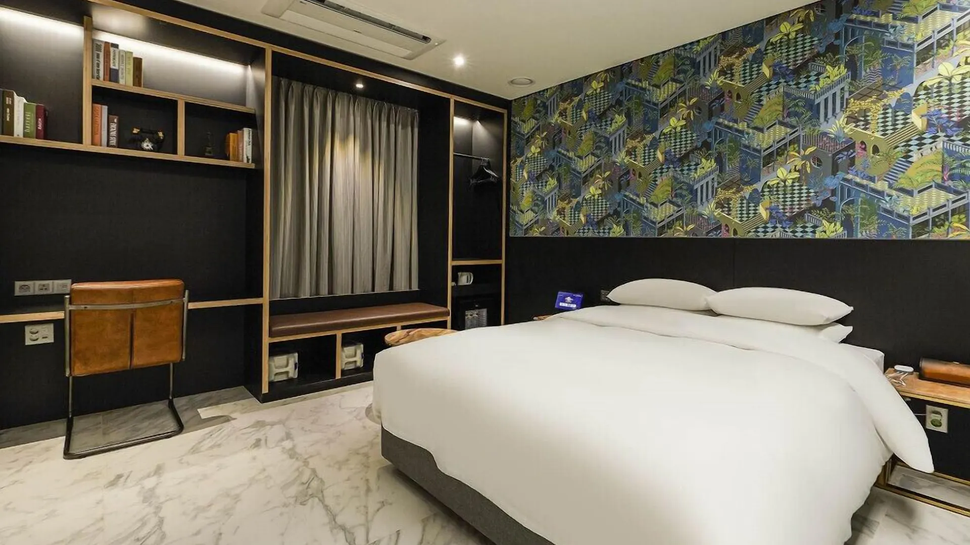 Incheon Guwol Hotel Bay 204 3*,