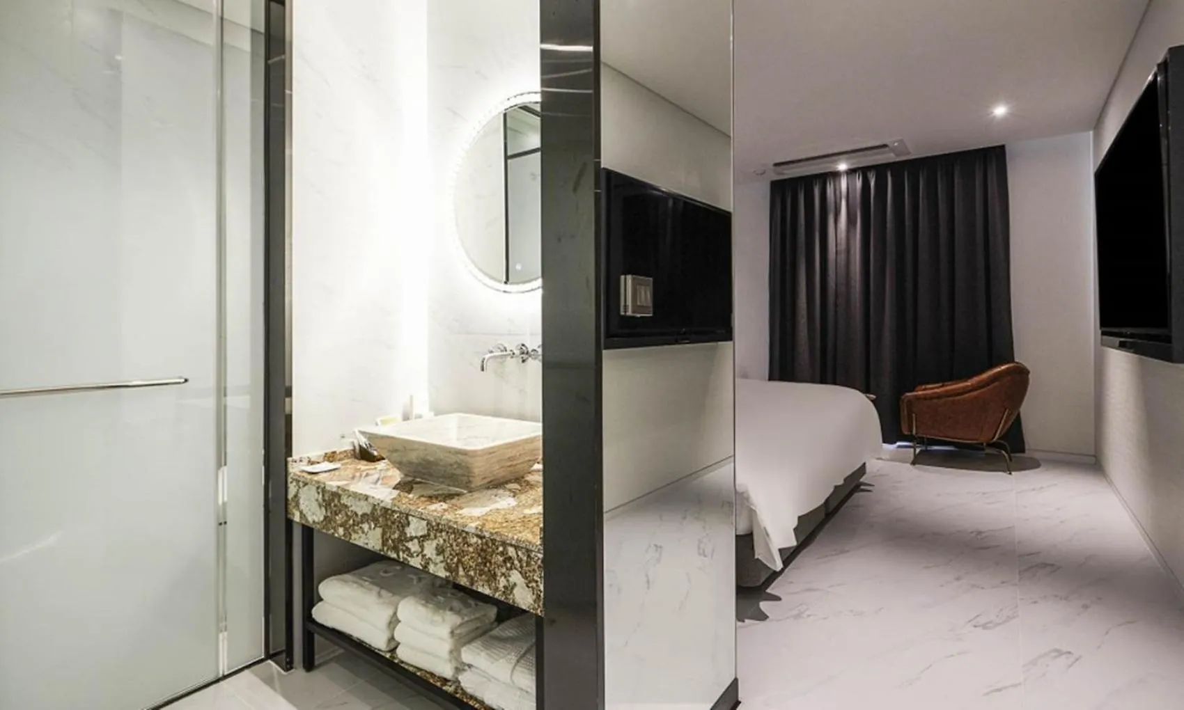 ***  Incheon Guwol Hotel Bay 204 South Korea