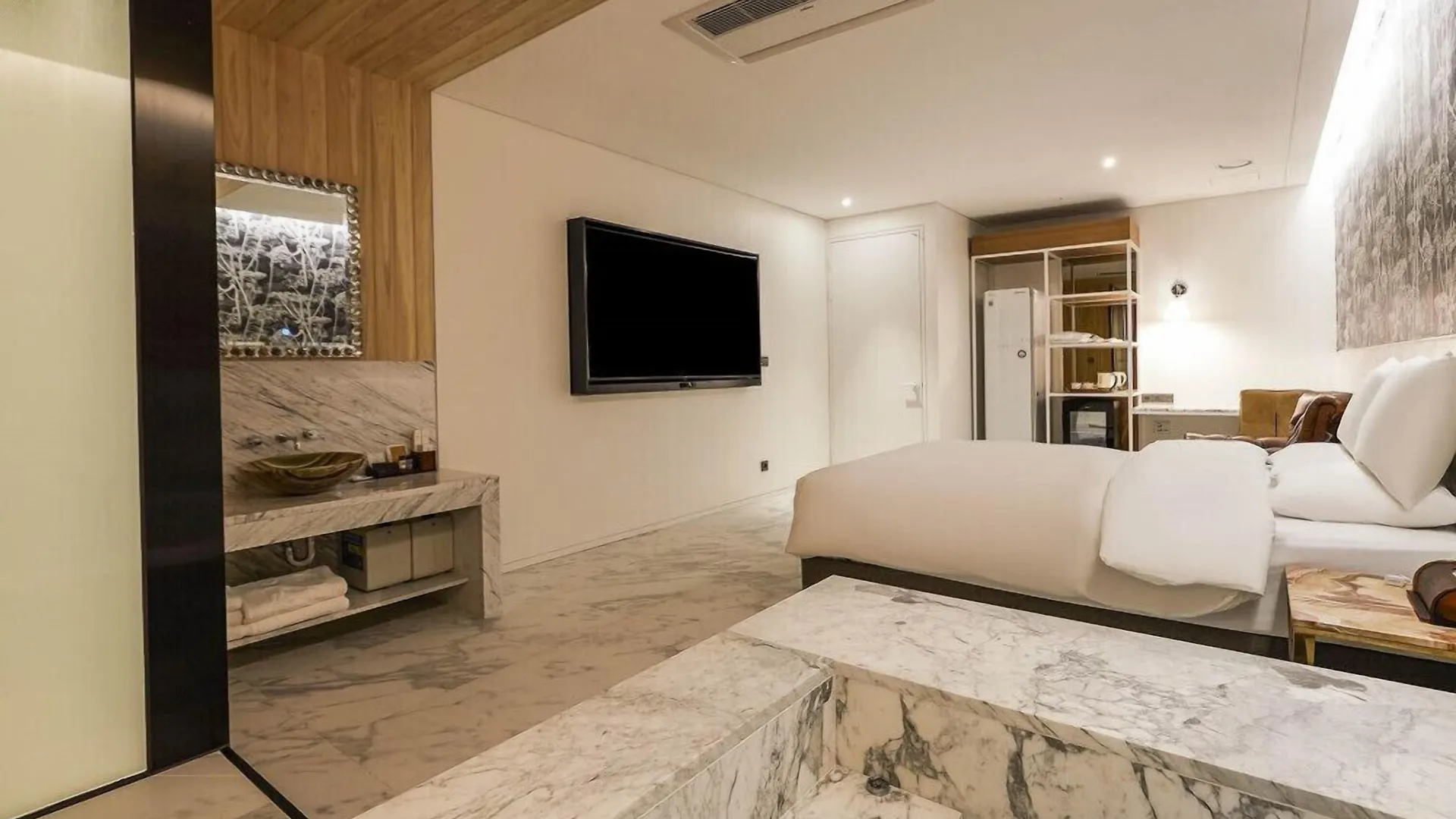 Incheon Guwol Hotel Bay 204