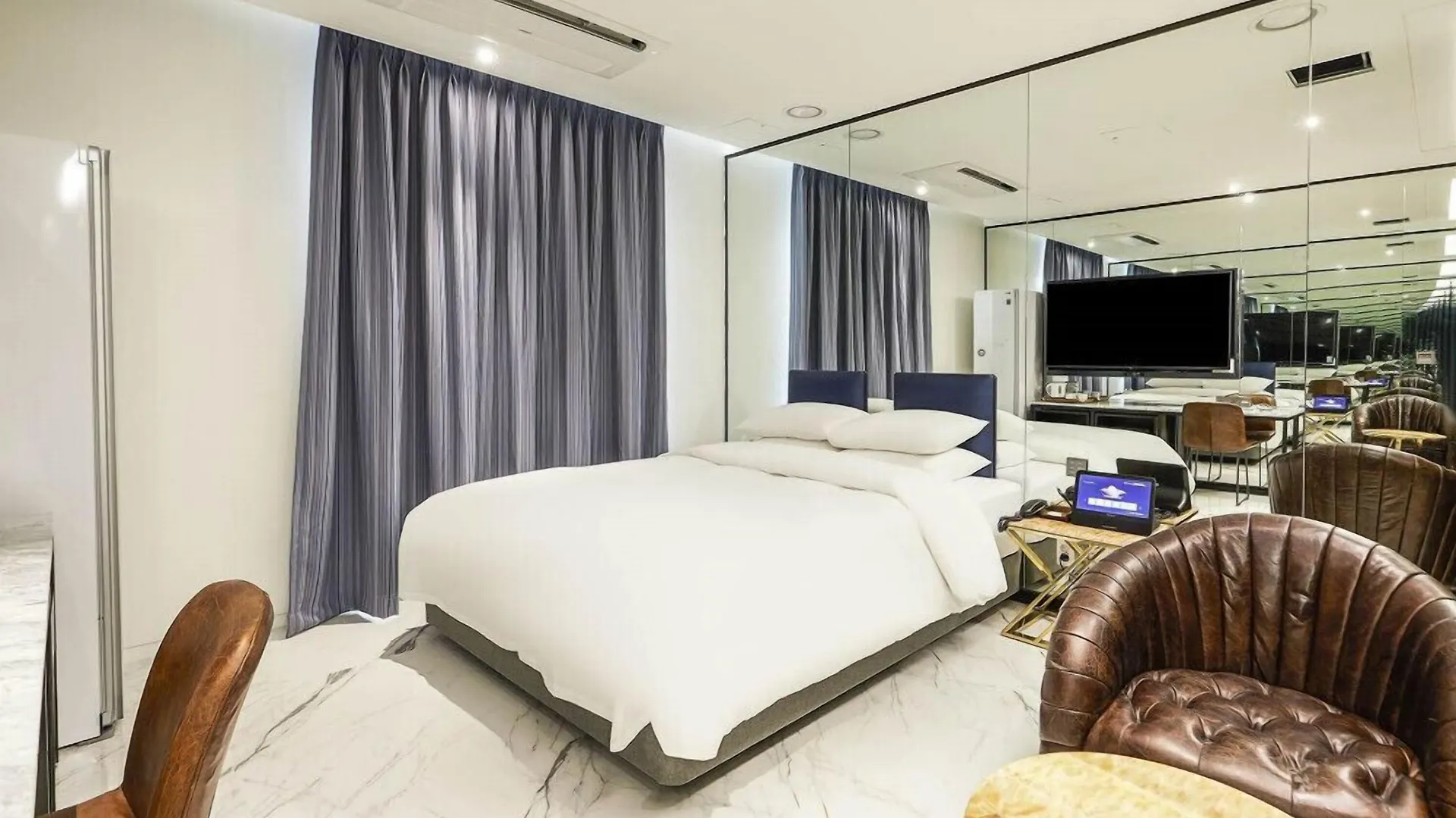 Incheon Guwol Hotel Bay 204 3*,